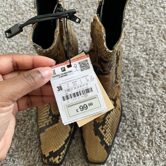 Zara Python Boots - Picture 3 of 4